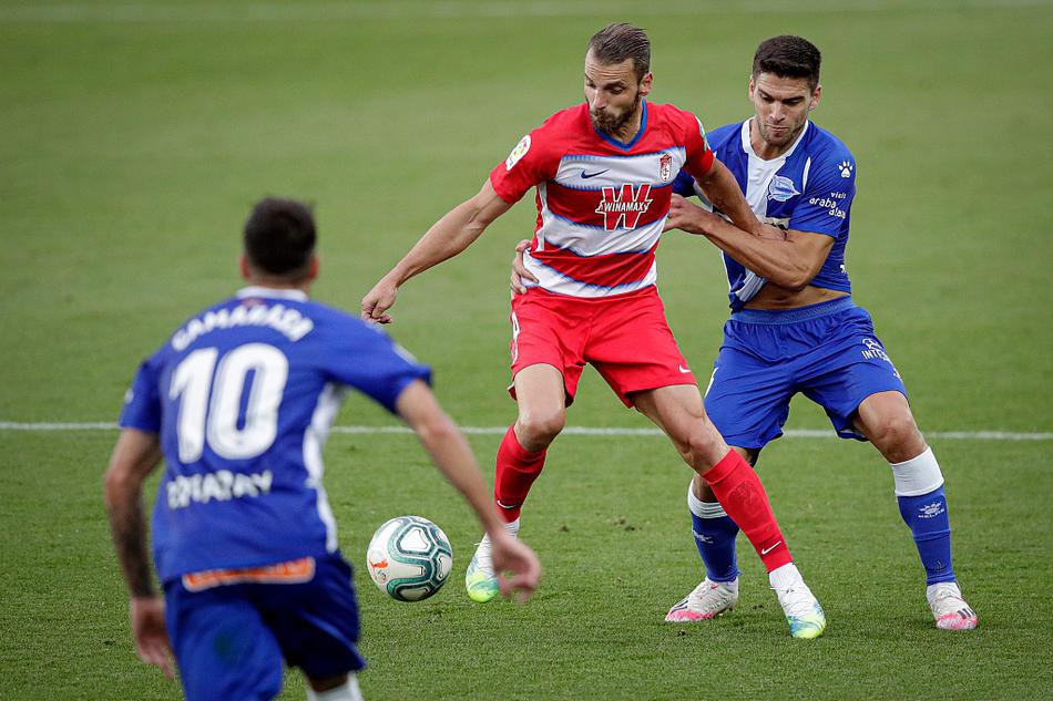 开云下载-格拉纳达主场-小胜比利亚雷亚尔，扶我起来！的简单介绍