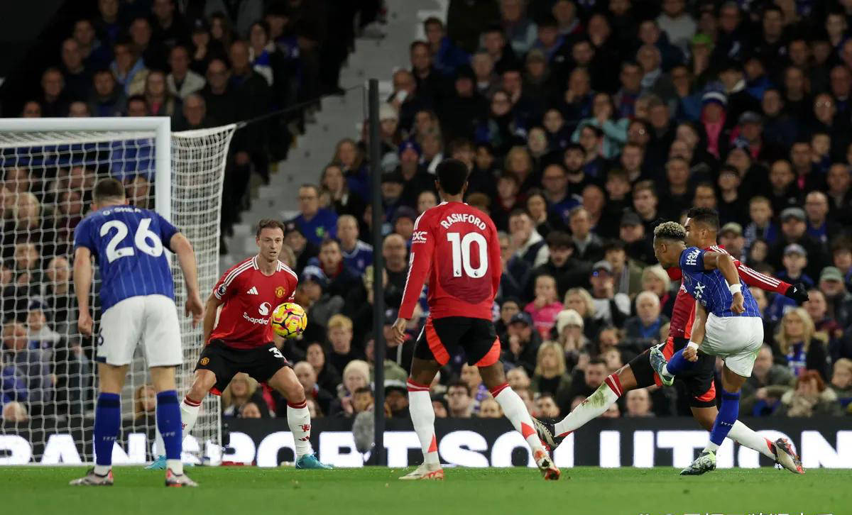 开云体育中国-西班牙赢球稳住阵脚,晋级形势乐观,挺进淘汰赛