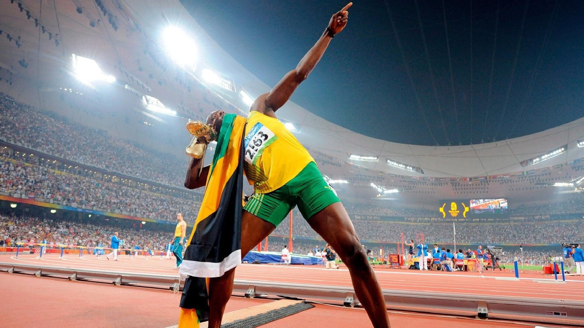 开云体育入口-历史性对决，非洲狮吼震撼药厂，托尼一击定乾坤