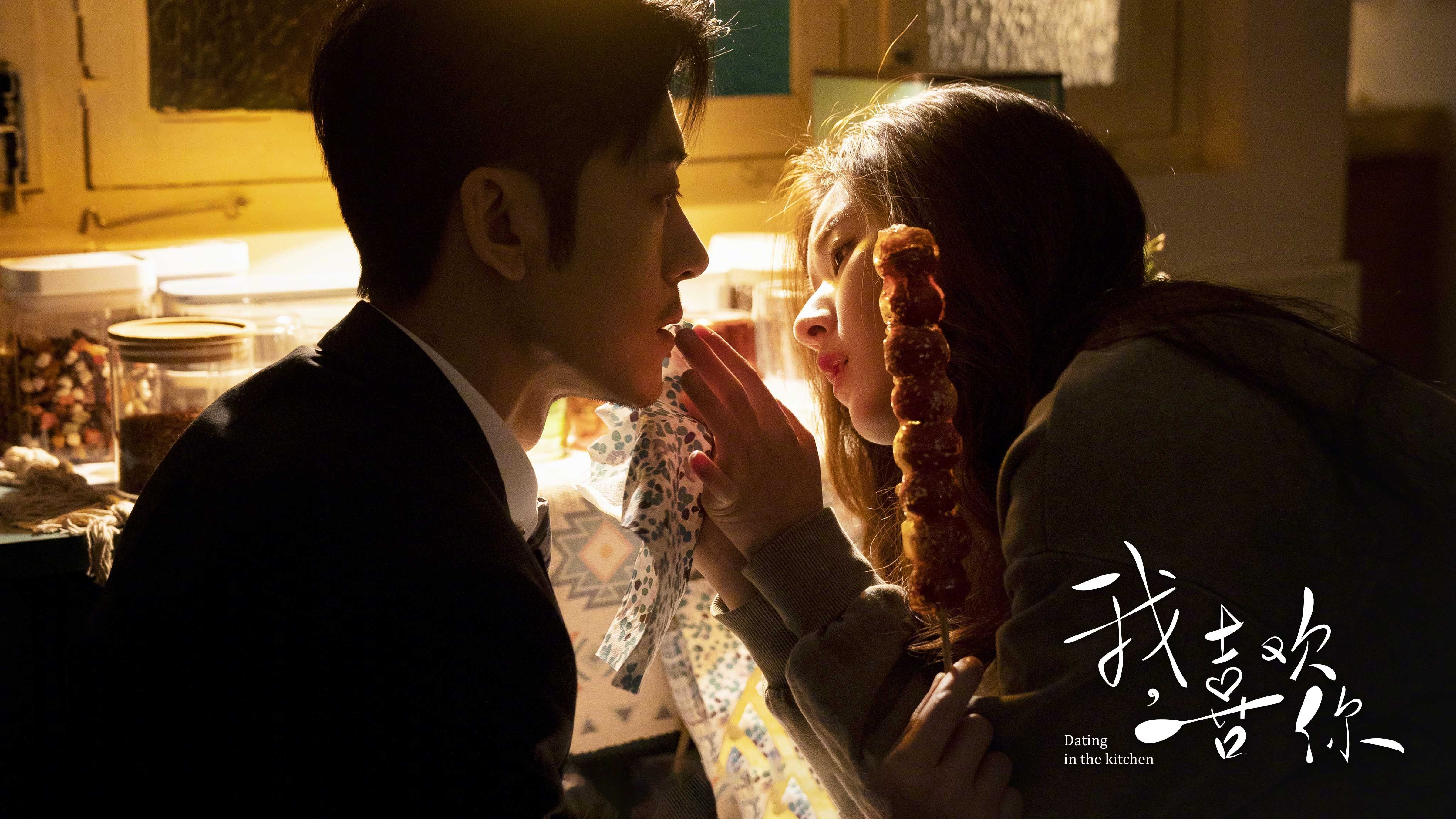 奥纳纳筑起叹息之墙！曼联三球完胜莱比锡展露獠牙