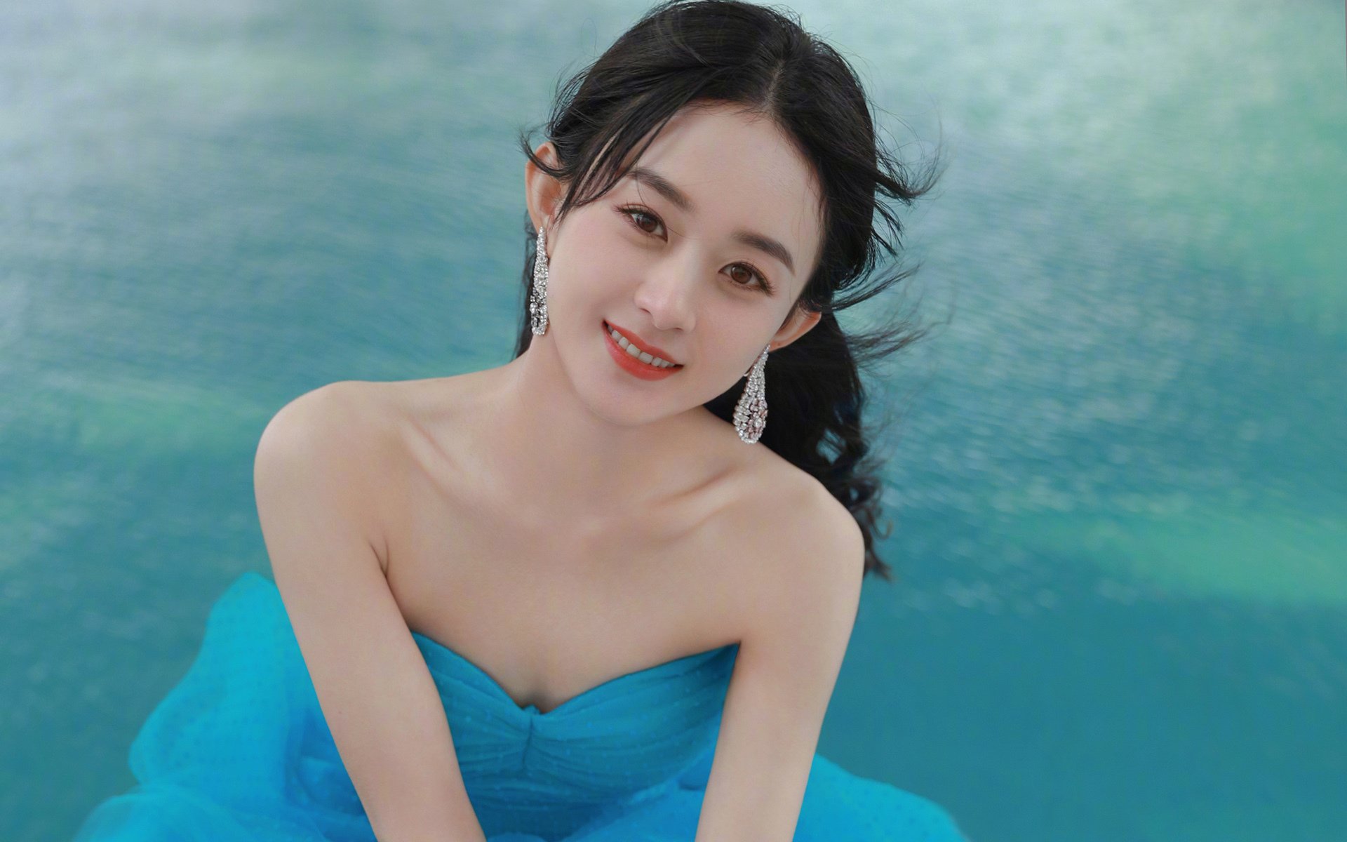 蓝衣军团的南美风暴，巴雷拉点燃2026世界杯H组，意大利对秘鲁的进攻狂想曲